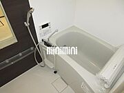 日々の疲れを癒すバスルーム。
