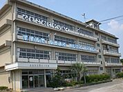 小学校「大垣市立荒崎小学校まで1191m」