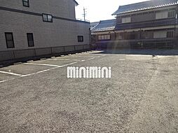 8 / 12