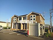 オシャレな外観の物件でました
