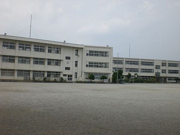 画像23:小学校「神戸町立神戸小学校まで1384m」