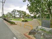 公園「玉池公園まで1800m」