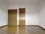 明るい雰囲気のお部屋です。