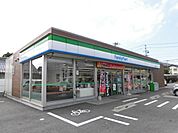 コンビニ「ファミリーマート垂井宮代店まで846m」