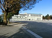 中学校「大垣市立赤坂中学校まで1171m」