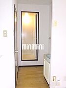 洗濯機が室内に設置できます。