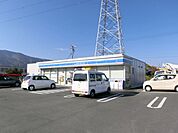 コンビニ「ローソンまで850m」
