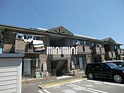 2階立てのシンプルな外観！
