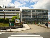 役所「可児市役所まで550m」