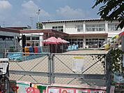 幼稚園、保育園「小泉保育園まで890m」