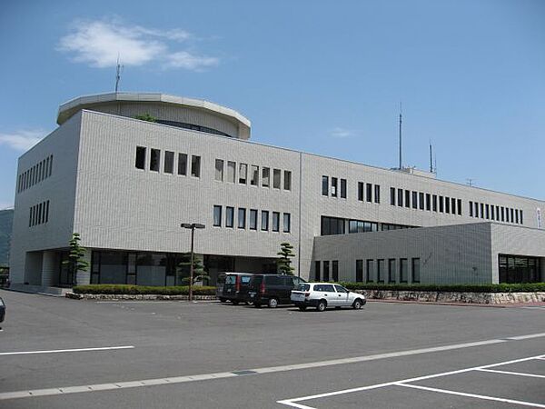 画像19:役所「大野町役場まで1400m」