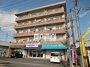南向きで明るい建物です。