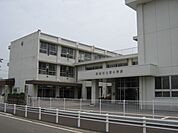 小学校「瑞穂市立南小学校まで1809m」