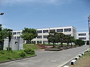 中学校「瑞穂市立穂積中学校まで835m」