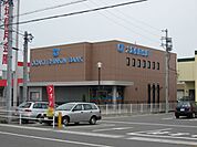 銀行「大垣信用金庫まで1500m」