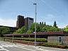 周辺：大学「朝日大学まで2000m」