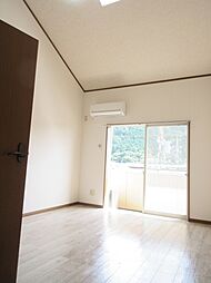 シューフルールIII 3階1Kのリビング/ダイニング