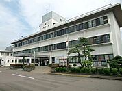 警察署、交番「加茂警察署まで1978m」