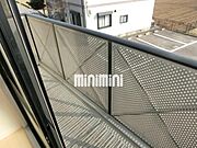 布団も干せるベランダ
