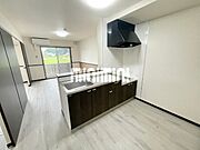 ※同型モデルの写真です