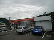 コンビニ「サークルＫまで1800m」
