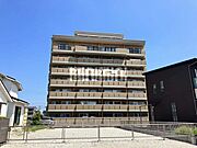 南向き、おしゃれな高層マンション