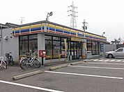 コンビニ「ミニストップ　東結店まで780m」