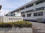 小学校「羽島市立竹鼻小学校まで992m」