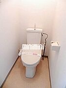温水洗浄便座付きです。