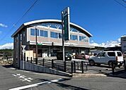 銀行「JAひがしみの坂本支店まで957m」