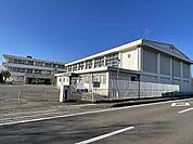 小学校「美濃市立中有知小学校まで1857m」