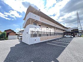 Ｍ’ｓ  ｜ 三重県四日市市室山町（賃貸マンション1DK・2階・30.90㎡） その1