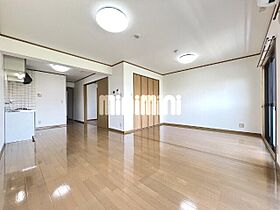 プレジール尾平Ａ棟  ｜ 三重県四日市市尾平町（賃貸マンション2LDK・2階・60.32㎡） その4