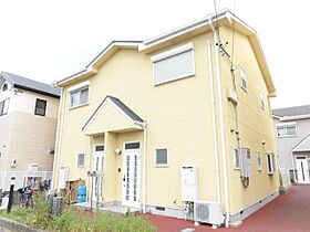 リッツハウス　Ｃ棟  ｜ 三重県四日市市楠町南五味塚（賃貸テラスハウス2LDK・1階・74.52㎡） その1