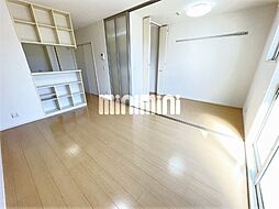 クレスト菰野 1階1LDKのリビング/ダイニング