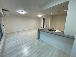 プレミスト四日市駅前 4階3LDKのリビング/ダイニング