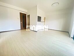 グランドゥール 1階2LDKのリビング/ダイニング