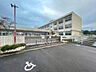 周辺：小学校「四日市市立下野小学校まで1838m」