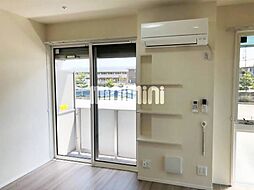 スカイ 1階1LDKのリビング/ダイニング