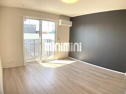 パプリカII 2階1Kのリビング/ダイニング