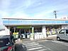 周辺：コンビニ「ローソン朝日町小向店まで902m」