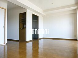 ピュアライフ丸之内 4階3LDKのリビング/ダイニング