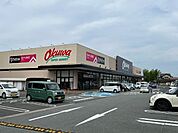 スーパー「オークワ久居庄田店まで275m」