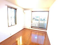 メゾンつつじが丘 1階3LDKのリビング/ダイニング