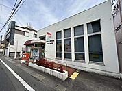 郵便局「津新町郵便局まで455m」