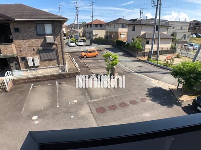 6 / 13