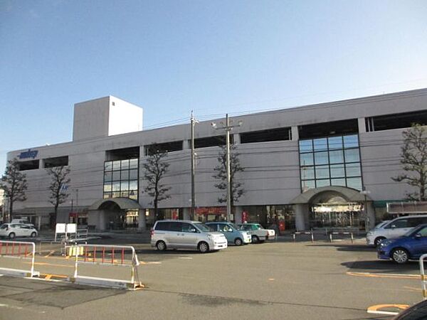画像19:ショッピング施設「鈴鹿ハンターまで1400m」