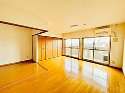 マッシモグローリア 3階2LDKのリビング/ダイニング