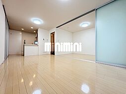 アザレアＡ棟 1階2LDKのリビング/ダイニング