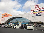 スーパー「プライスカット鈴鹿エースまで720m」